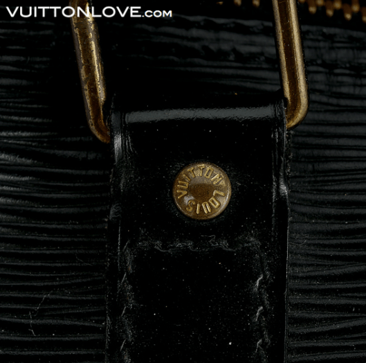 Louis Vuitton Keepall 55 Epi svart Vuitton Love 4