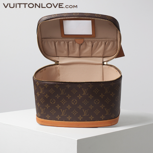 Louis Vuitton necessar Nice Monogram Canvas Vuitton Love 3