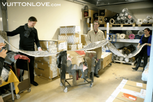 Louis Vuitton fabriken atelier tillverkning vaskor Asnieres-sur-Seine Vuitton Love 12