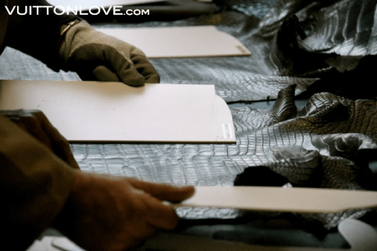 Louis Vuitton fabriken atelier tillverkning vaskor Asnieres-sur-Seine Vuitton Love 15