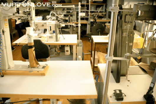 Louis Vuitton fabriken atelier tillverkning vaskor Asnieres-sur-Seine Vuitton Love 34